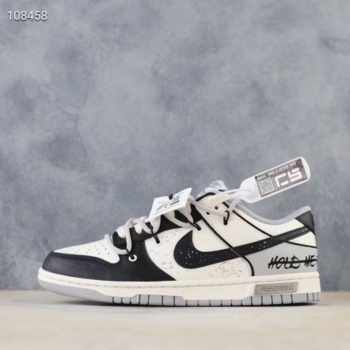SB Dunk Low Running Shoes-White/Black-7371241