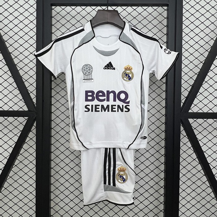 Retro 06/07 Kids Real Madrid Home White Kids Jersey Kit Short Sleeve (Shirt + Short)-6383803