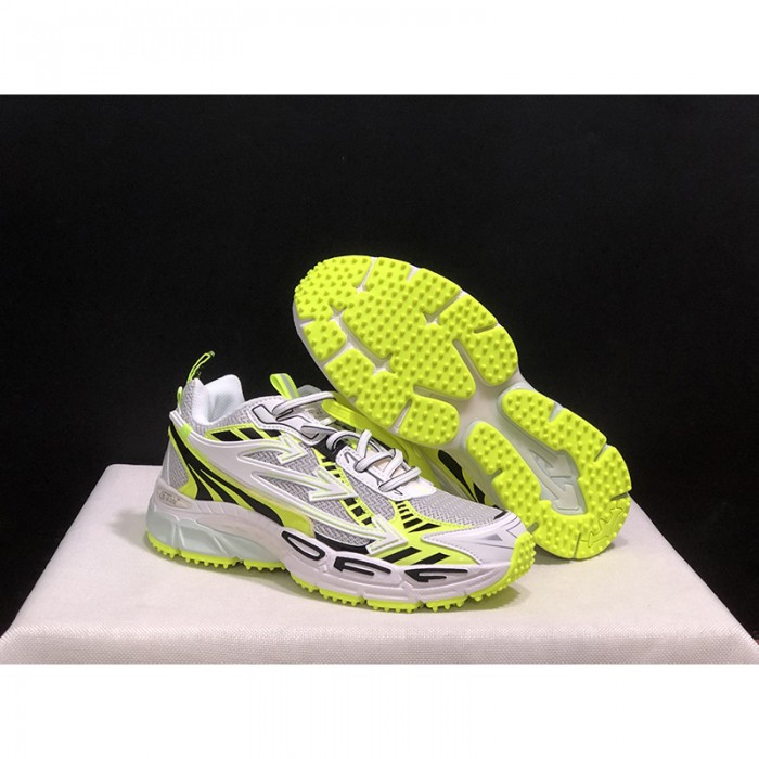 On C Be Right Back Running Shoes-Gray/Green-1253036