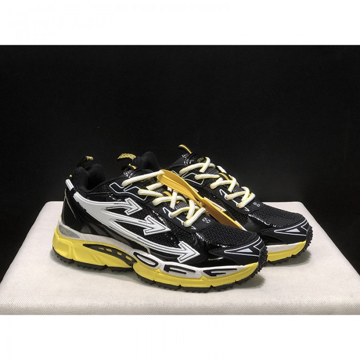 On C Be Right Back Running Shoes-Black/Yellow-2085502